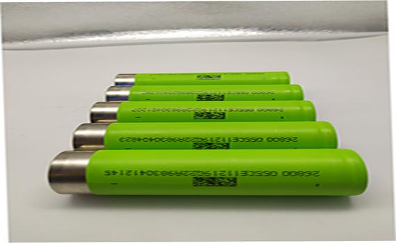 磷酸铁锂电池与三元锂电池：续航性能对比与选择