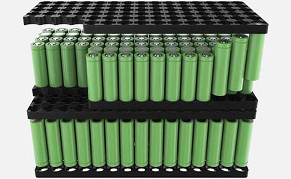 锂电池的未来：三元与磷酸铁锂的双向探索